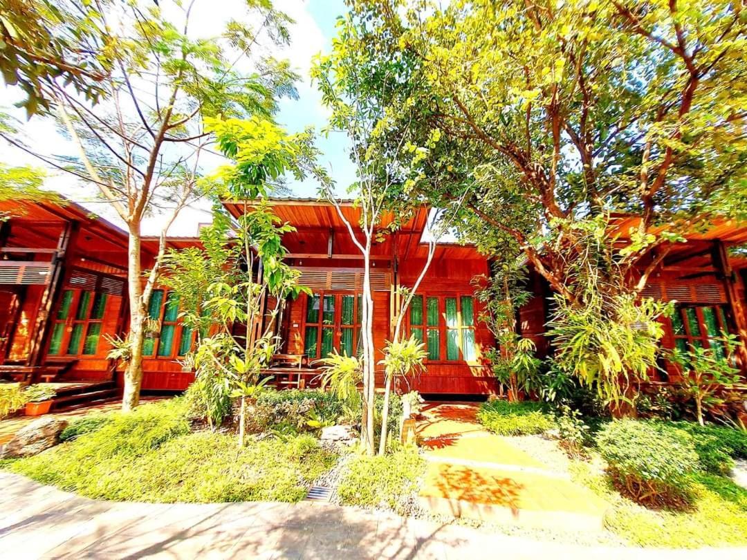 Areeya Phubeach Resort Wooden House Ban Chong Phli Екстер'єр фото