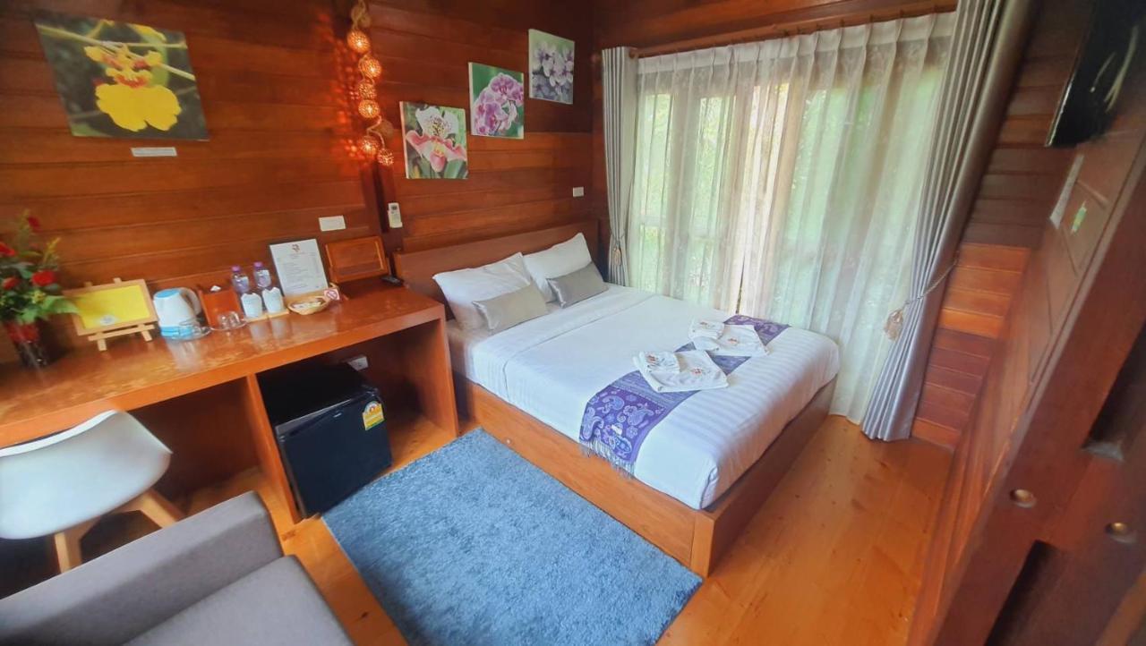 Areeya Phubeach Resort Wooden House Ban Chong Phli Екстер'єр фото