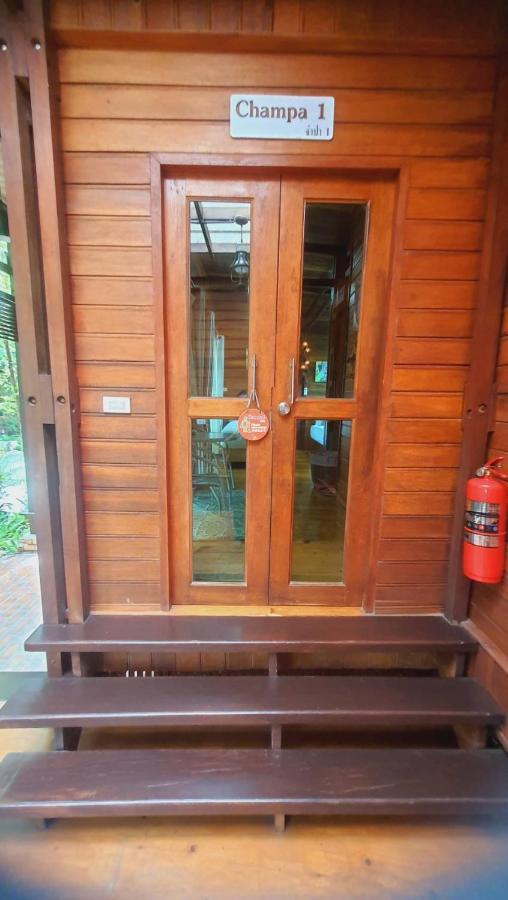 Areeya Phubeach Resort Wooden House Ban Chong Phli Екстер'єр фото